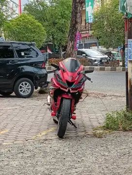 DIJUAL YAMAHA R15V3