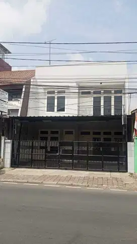 Di sewa ruko di pondok kelapa