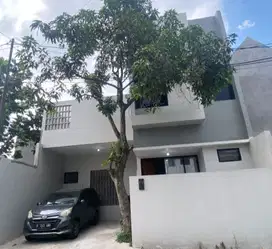 Rumah baru 2 Lantai di cluster cisaranten wetan Arcamanik