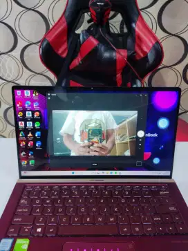 ASUS ZENBOOK UX333FN -309 Merah Maroon Limited Edition