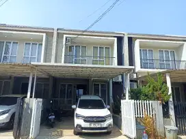 Dijual Rumah Strategis