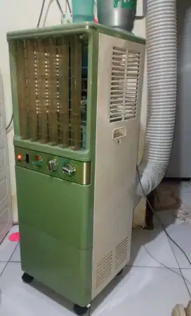 AC PORTABEL 1/2 PK ASLI JAPAN NORMAL MASIH TERPAKAI/ NETT