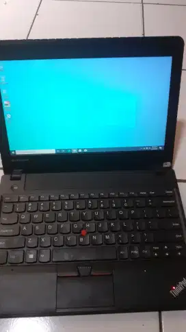 Laptop lenovo thinkpad x131E jual apa adanya