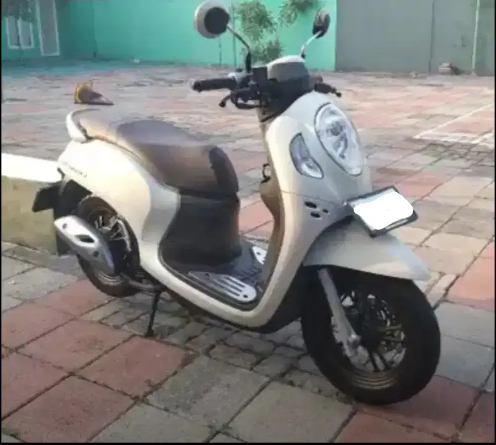 HONDA SCOOPY 2024 PRESTIGE PUTIH PRIBADI MULUS