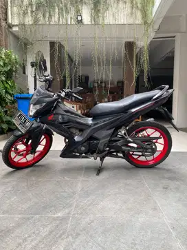 JUAL MOTOR SONIC 150R HITAM (SECOND)