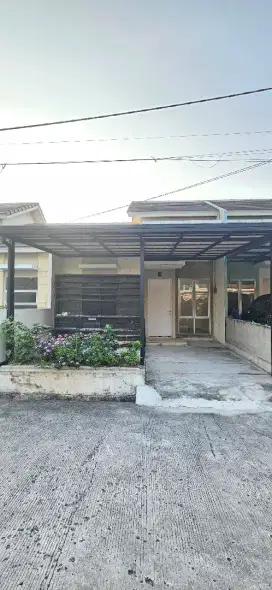 Rumah sewa tahunan sudah renovasi