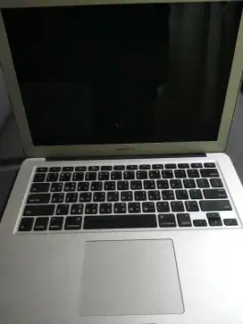 Di jual cepat. Karena gg terpakai.. MacBook Air 2013