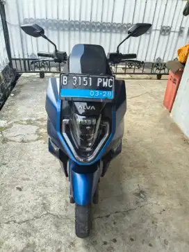 Di jual motor Alva one warna biru dove tahun 2023