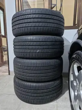 Ban Bekas Alphard Dunlop LM705 R18