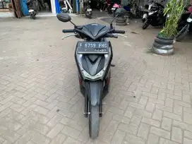 Beat Deluxe iss 2022 km. Low