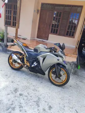 HONDA CBR 250 CC ABS