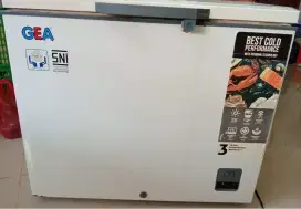 Freezer GEA 220L Bekas – Kondisi Mulus, Rp2.000.000 (Nego)