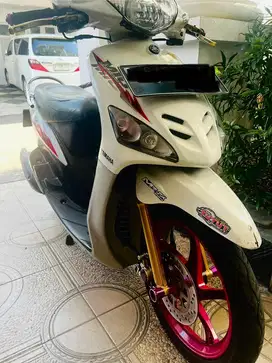 Mio modif putih