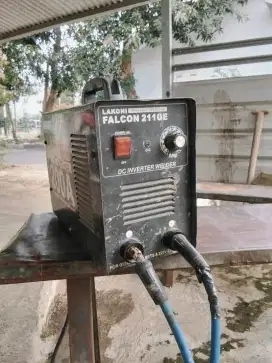 Tukang Las Listrik Dan Tukang Bangunan