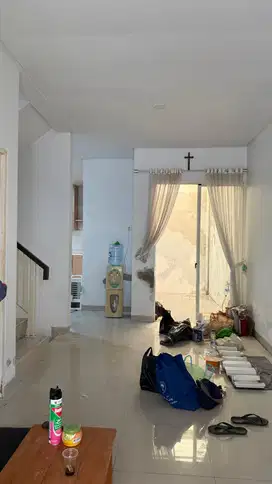 Dijual murah rumah terima kondisi rapih siap huni di Residence One-BSD
