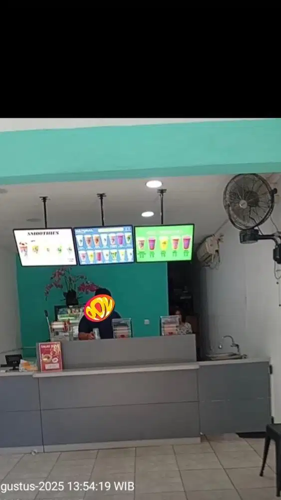 dibutuhkan penjaga toko jus berpengalamaan