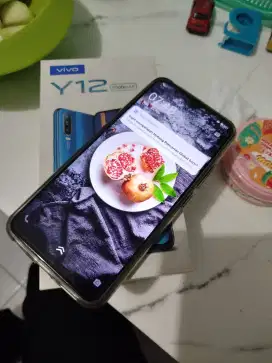 Vivo Y12 3/64 bekas pemakaian