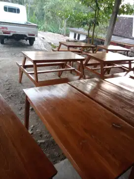 Meja outdoor, meja kafe