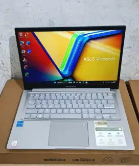 Asus Vivobook 14 A1404ZA
Core i3 gen 12 Ram 8 SSD 512 FHD IPS,