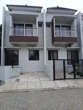 Rumah 2 Lantai Dekat ke Stasiun Cilebut Harga 550 jutaan