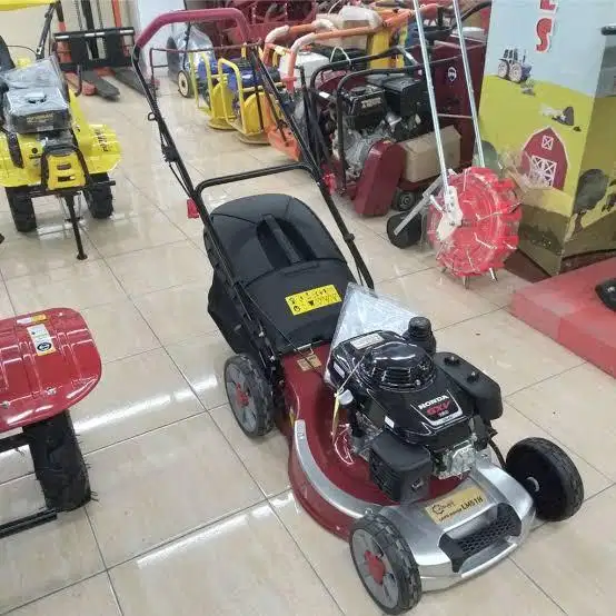 Potong Rumput Dorong Honda LM 51 Lawn Mower