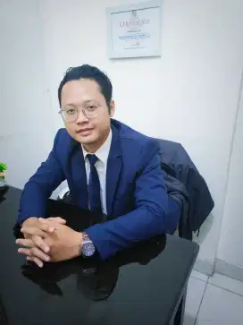 KONSULTAN HUKUM