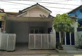 Dijual Rumah Lokasi Strategis Cocok untuk Wirausaha