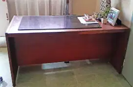 MEJA KERJA KANTOR