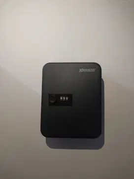 Krisbow Kotak Kunci Key Box Hitam