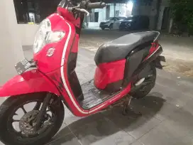 HONDA SCOOPY 2018