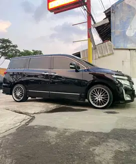Nissan Elgrand 2012 Bensin