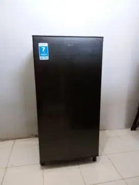 KULKAS AQUA 1 PINTU