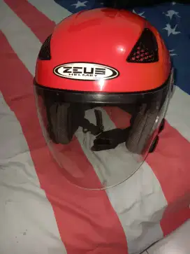 Helm Zeus 610 half face