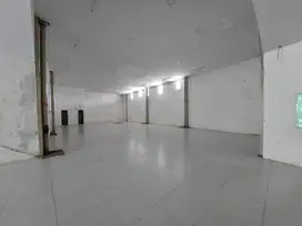 Bangunan komersial cocok untuk gudang atau tempat usaha