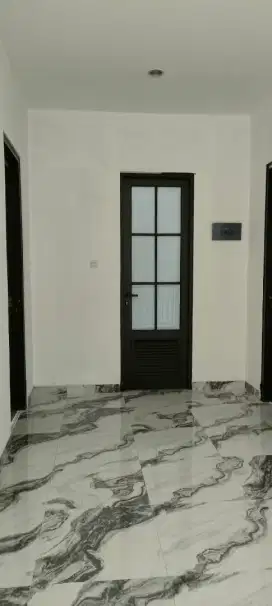 Dijual rumah siap huni di discovery Bintaro Jaya