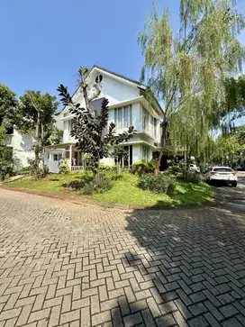 Dijual Rumah Hook Emerald View Bintaro jaya Sektor 9,