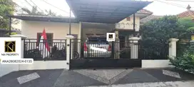 Rumah Boulevard SemiFurnish Villa Nusa Indah 5
