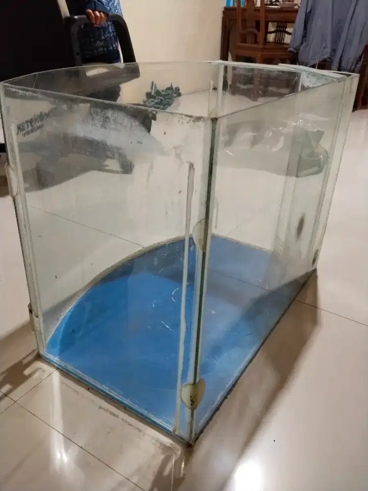 Kaca Aquarium bekas pakai