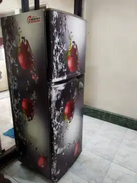 Di jual Lemari Es Merk Samsung
