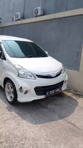 Avanza E 2013 Manual