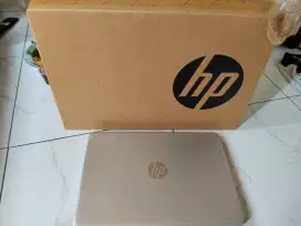 Laptop HP 14s - dq5127TU