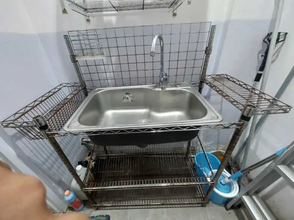 Kris Kitchen Sink Floor Alumunium Set dengan keran