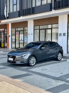 mazda 3 hatchback 2018