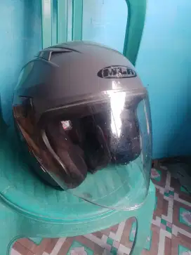DIJUAL HELM MLA