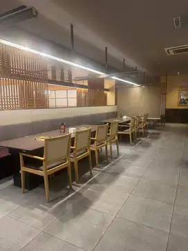 Dijual Cepat Bangunan Gedung Resto Siap Pakai di Cikarang Jawa Barat