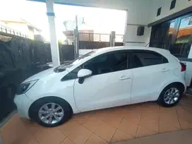 Kia Rio 2012 Bensin