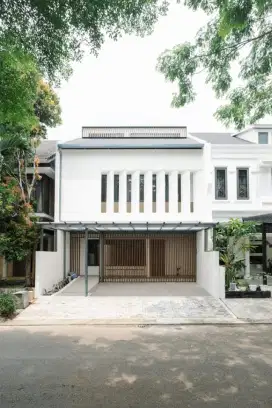 Dijual rumah siap huni di discovery Bintaro, tanggerang Selatan