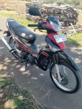 Supra x 125 th 2010 siap pakai ex orang tua