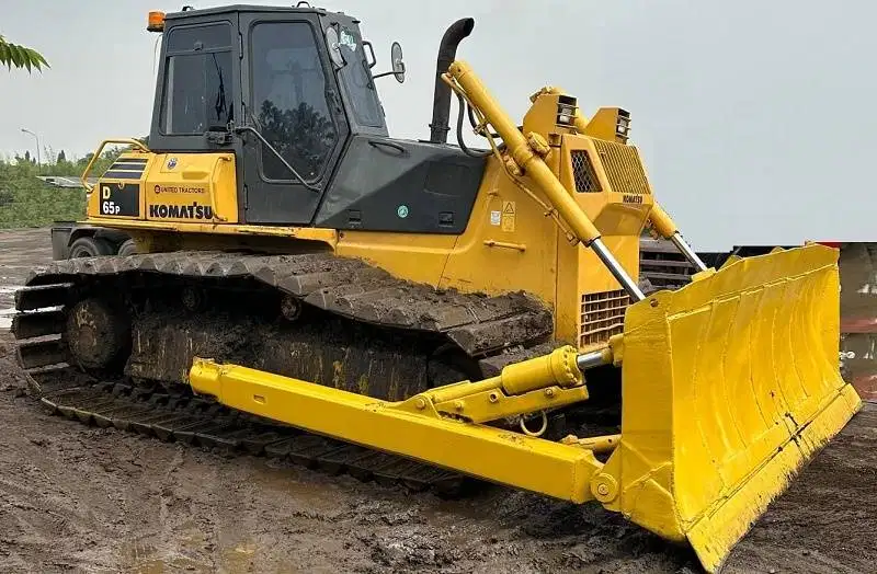 Dijual Bulldozer Komatsu D65P-12 LGP Ex. Import Tahun 2019