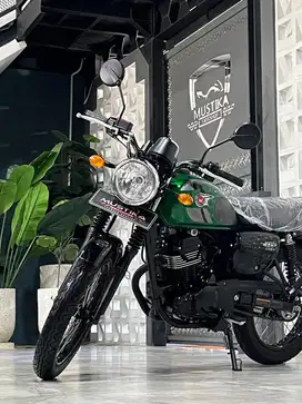 Like New ODO 1RB‼️Kawasaki W175 Se th 2025 - Ayu Mustika